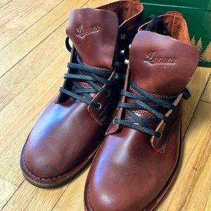 Brand new Danner Jack II full leather boot.Gorgeous and stich construction.